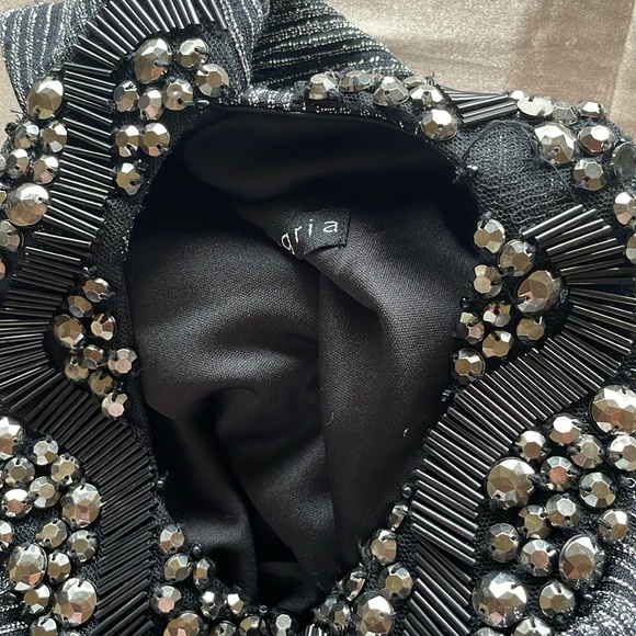 Sangria Black and Silver Dressy Halter Jumpsuit Size 6 - Picture 7 of 10